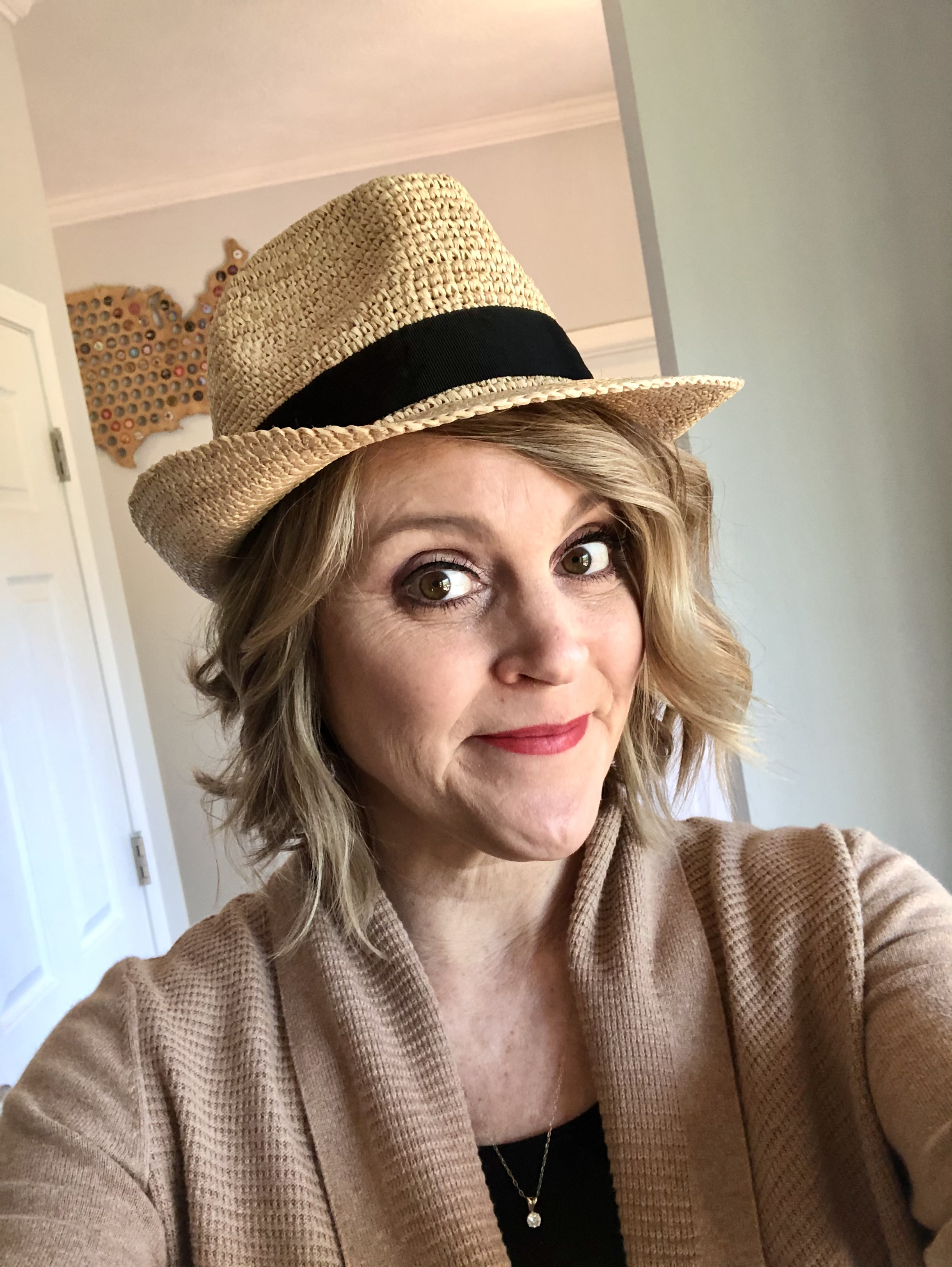 Cindy R.